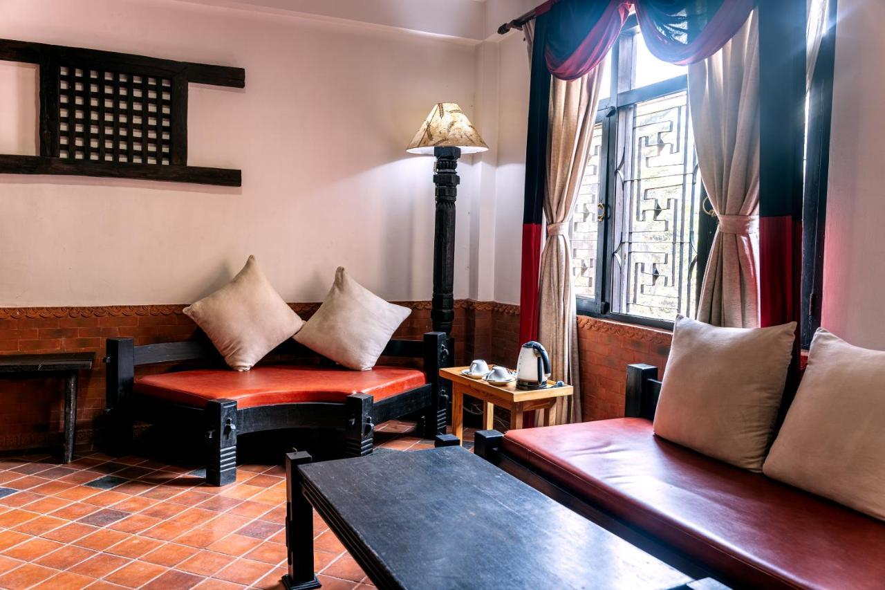 Hotel Ganesh Himal Kathmandu Esterno foto