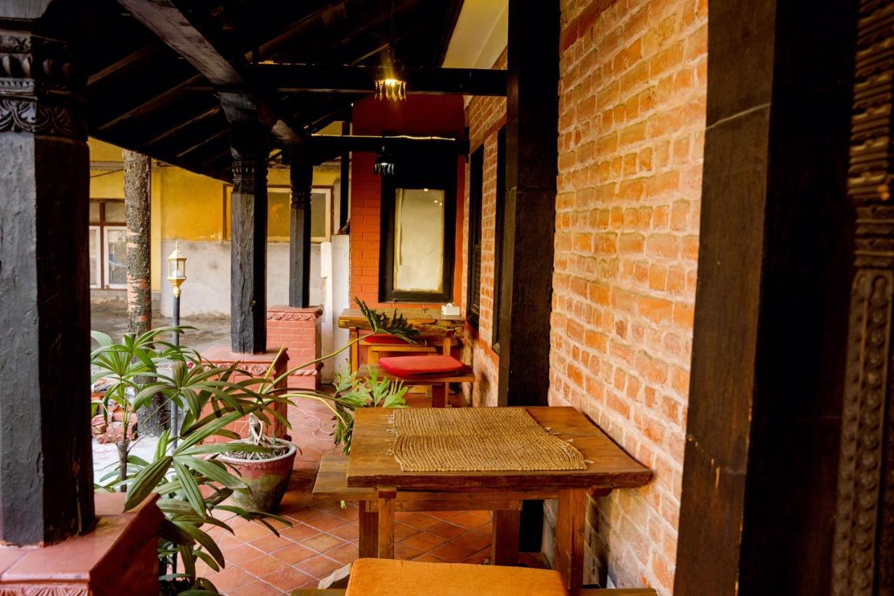 Hotel Ganesh Himal Kathmandu Esterno foto