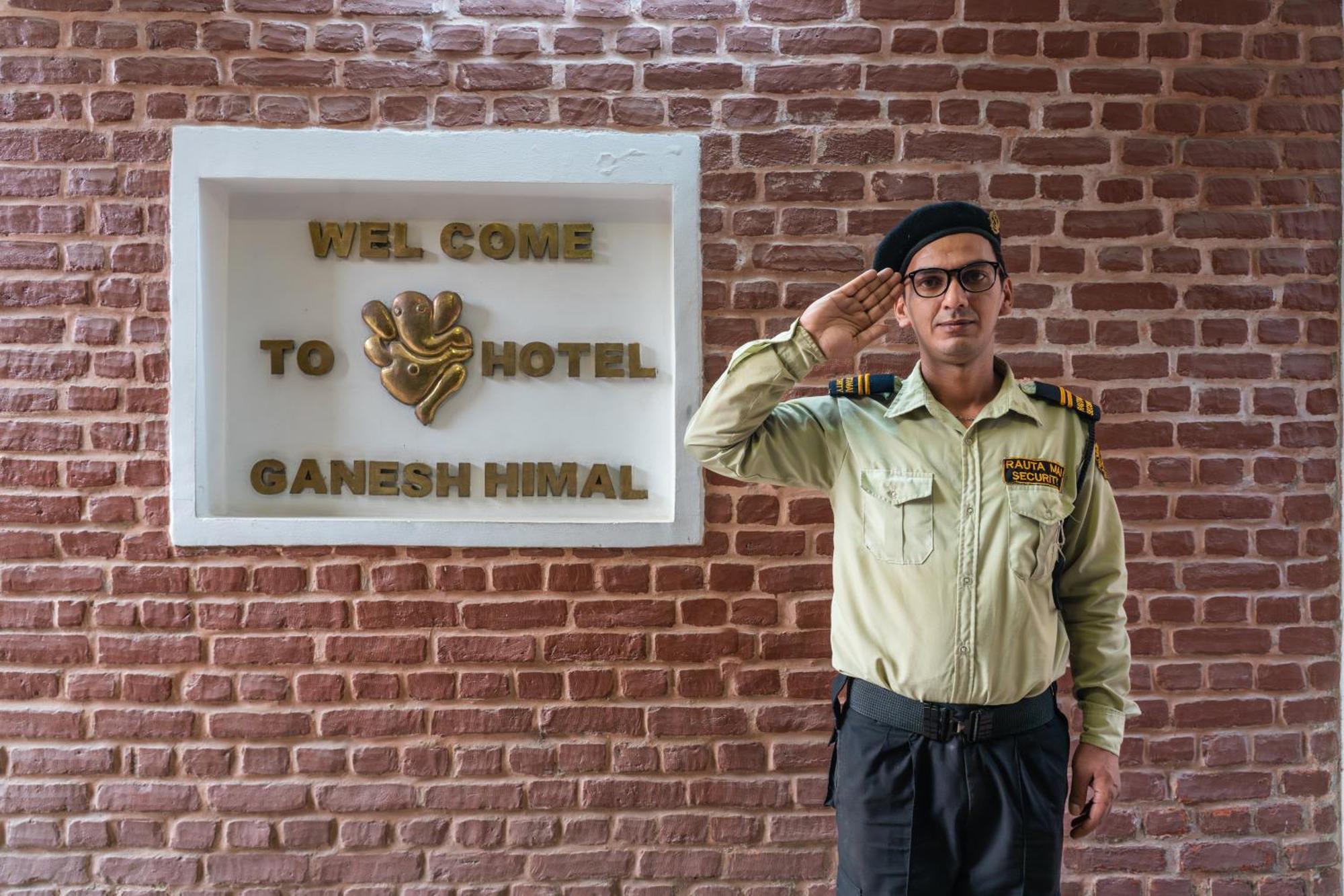 Hotel Ganesh Himal Kathmandu Esterno foto