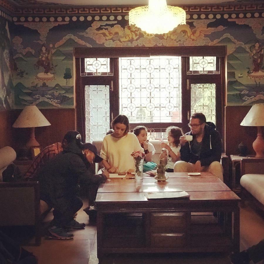 Hotel Ganesh Himal Kathmandu Esterno foto